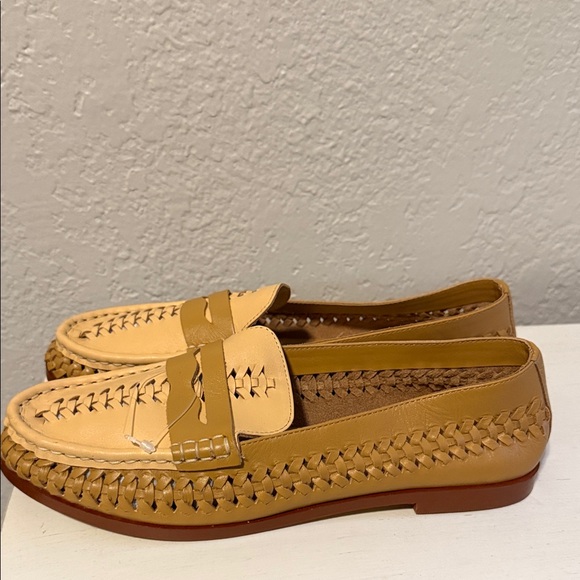 Pilcro Shoes - Pilcro Anthropologie‎ Woven Slip On Loafers Tan Leather New Women's Size 7